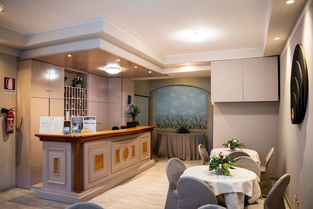 Hotel Astor Piacenza 1