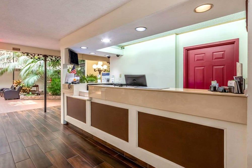 Coratel Plus Suites Wichita West Airport 2