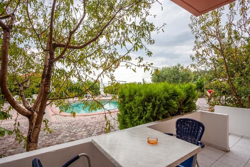 Skentos Hotel 2 estrellas en Kriopigi