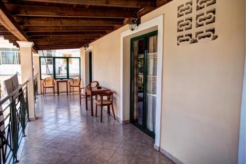 Trident Studios and Apartments 3