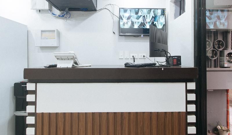 Reddoorz @ El Grande Inn Santa Cruz Manila 1 stelle a Manila