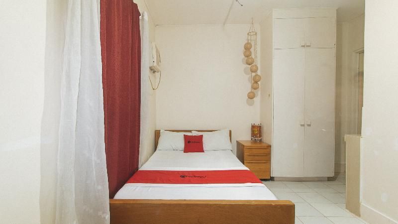 Reddoorz @ The V'jour Hotel Angeles 1 stelle a Angeles