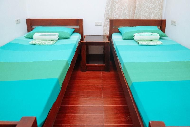 C Star Travellers Inn Redpartner 2