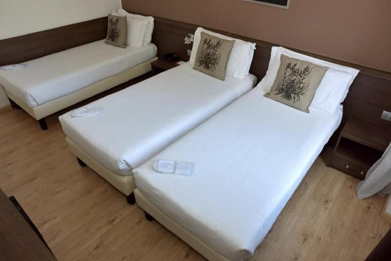 Nuovo Albergo Italia 2