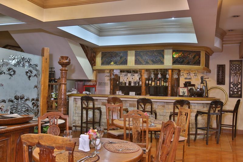 Crown Regency Residences Cebu 3