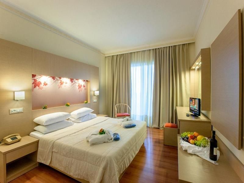 Marianna Palace 3