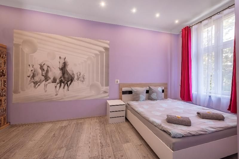 Queen Apartments 3 estrellas en Cracovia