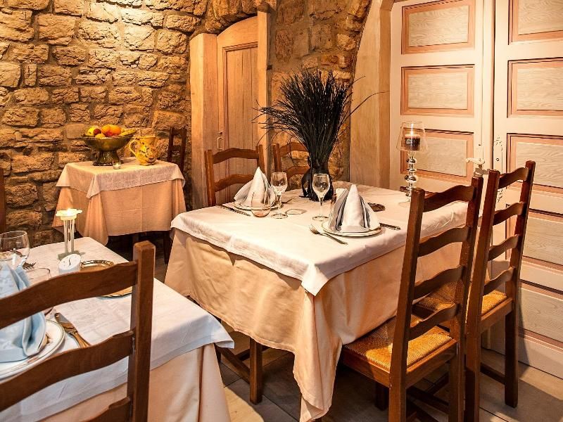 Logis Hôtel Restaurant Family & Spa 2