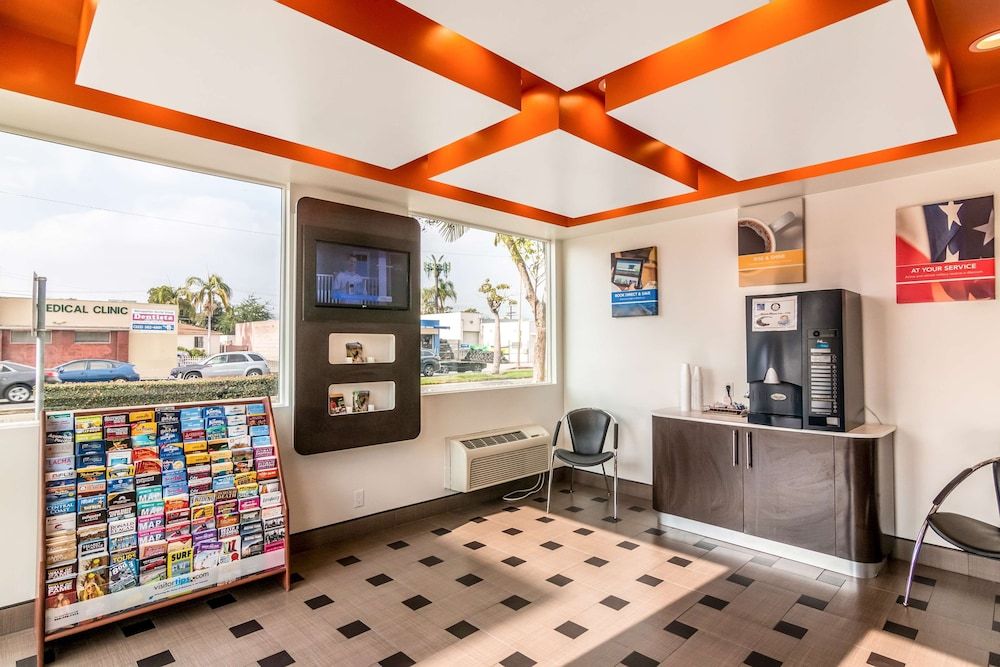 Motel 6 Bell Gardens, CA - Los Angeles 3