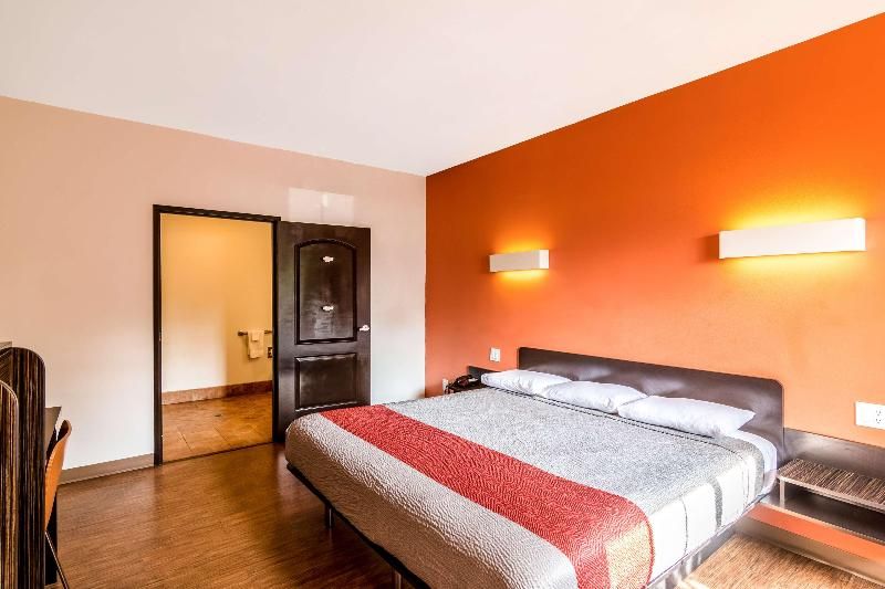 Motel 6 Los Angeles - Bell Gardens 3