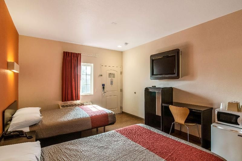 Motel 6 Los Angeles - Bell Gardens 2 estrelas em Bell Gardens