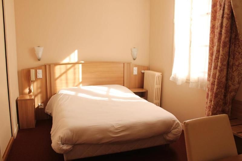 Logis Hotel Le Commerce 2