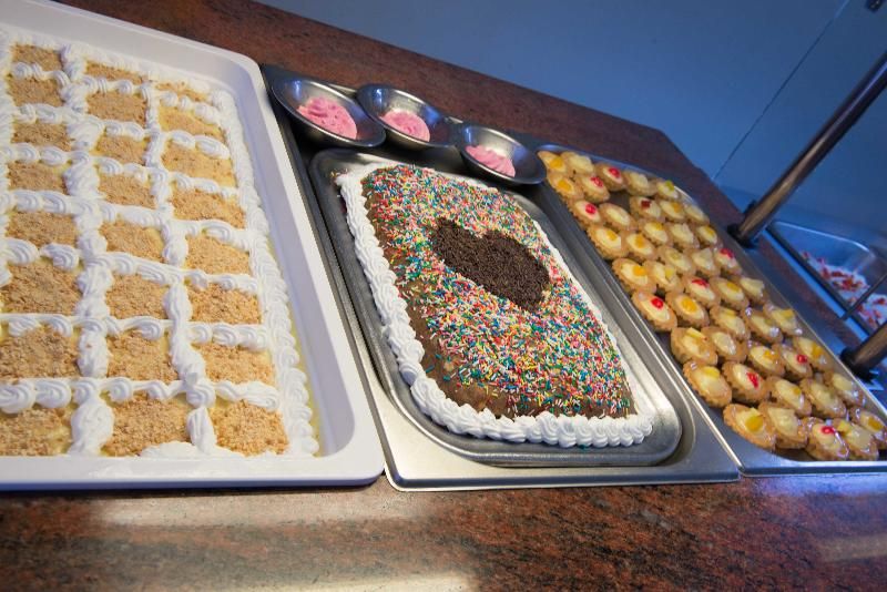 Silver Beach Hotel and Annexe Apartments 2