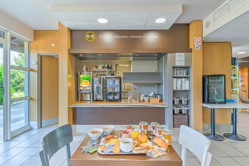 B&B HOTEL Salon De Provence 2 estrelas em Salon-de-Provence