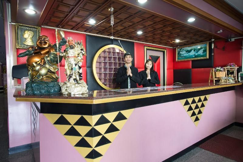 Grand Leo Hotel 2 estrelas em Khon Kaen