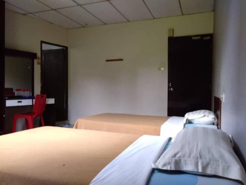 Green mountain lodging house 2