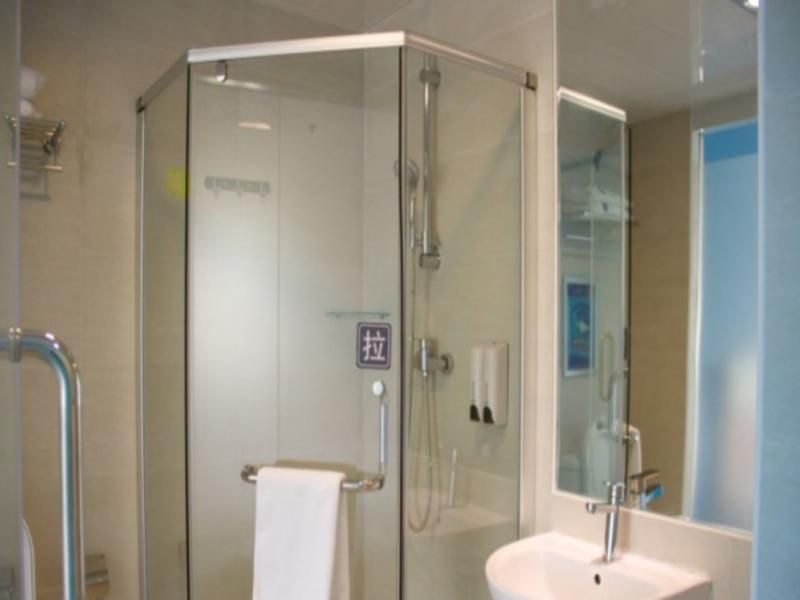 7 Days Inn Shenzhen Longhua Branch 2