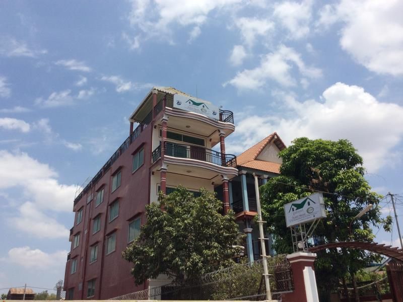 139 Guest House 3