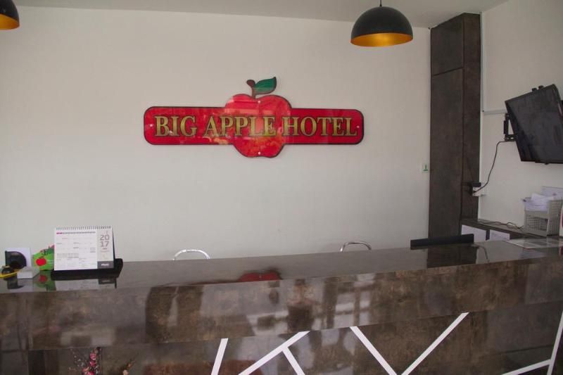 Big Apple Hotel 2