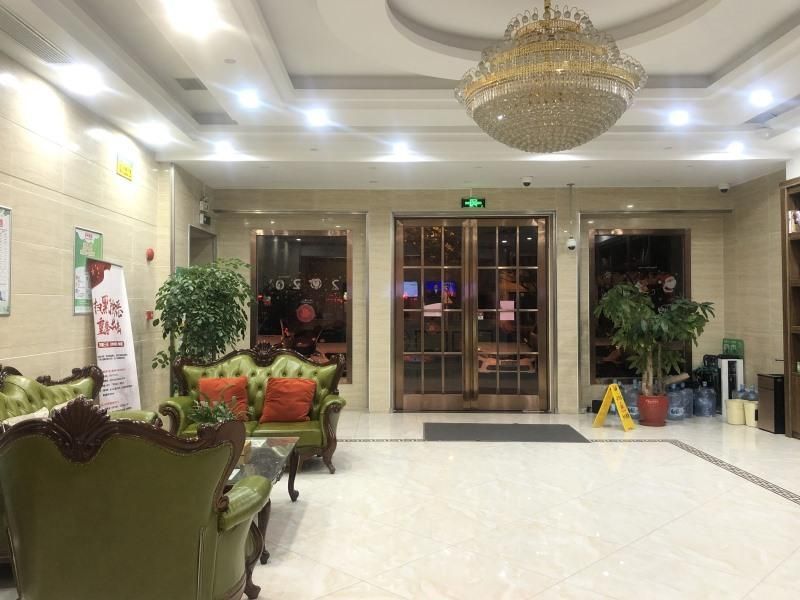 Greentreea Inn Shanghai Jinshan Wanda Plaza Longxi 2 stelle a Shanghai