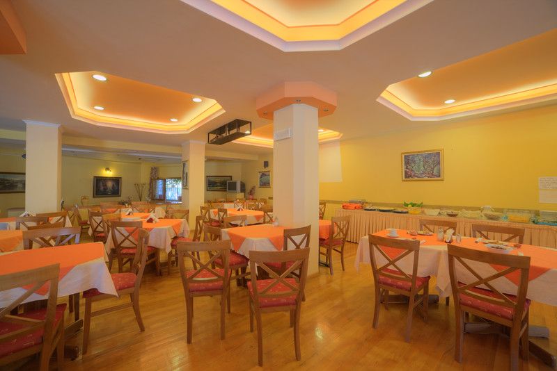 Louvre 3 estrelas em Gouviá