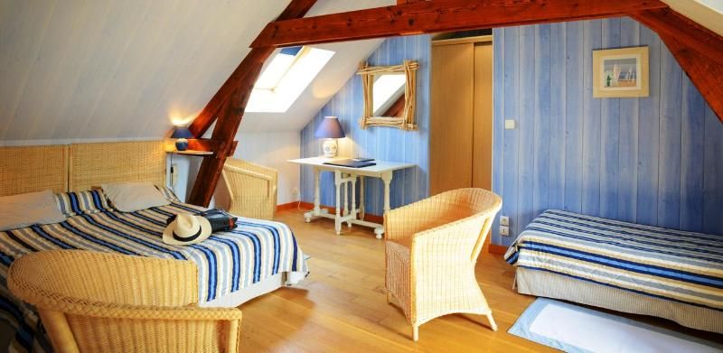 Logis Hôtel de France et des Fuchsias 3