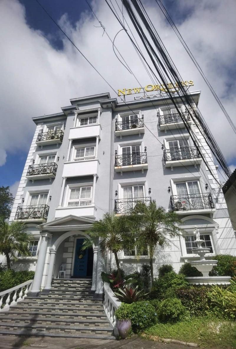 RedDoorz Plus @ New Orleans Auberge Hotel 2