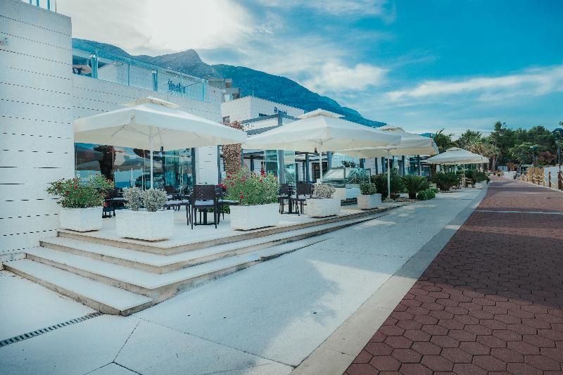 Romana Beach Apartments 4 estrelas em Makarska
