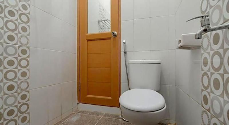 Formerly RedDoorz Perintis Guesthouse Tasikmalay 2