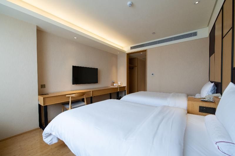 Ji Hotel (Urumqi Railway Bureau) 2