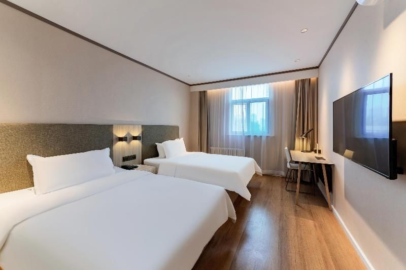 Hanting Hotel (Shijiazhuang Zhaiying South Street) 2
