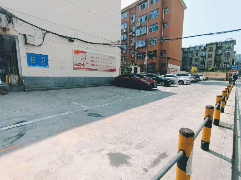 Hanting Hotel (Zibo Shiji Road) 2
