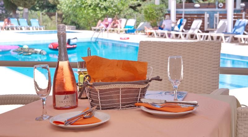 Katia Beach 2 estrelas em Kassiopi