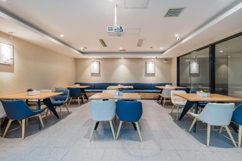 Hanting Hotel (Hefei Railway Station) 3