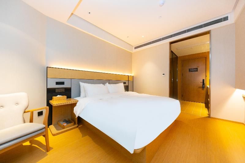 Ji Hotel (Wuhan International Plaza) 3