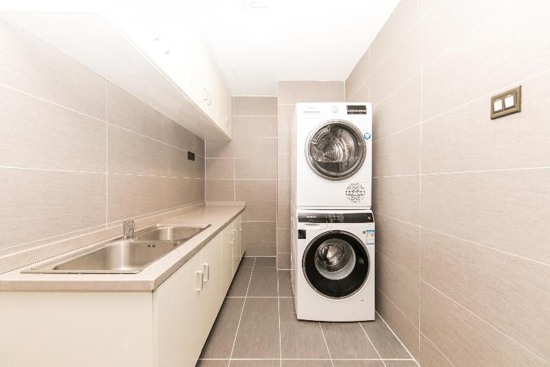 Hanting Hotel (Huzhou Deqing) 2