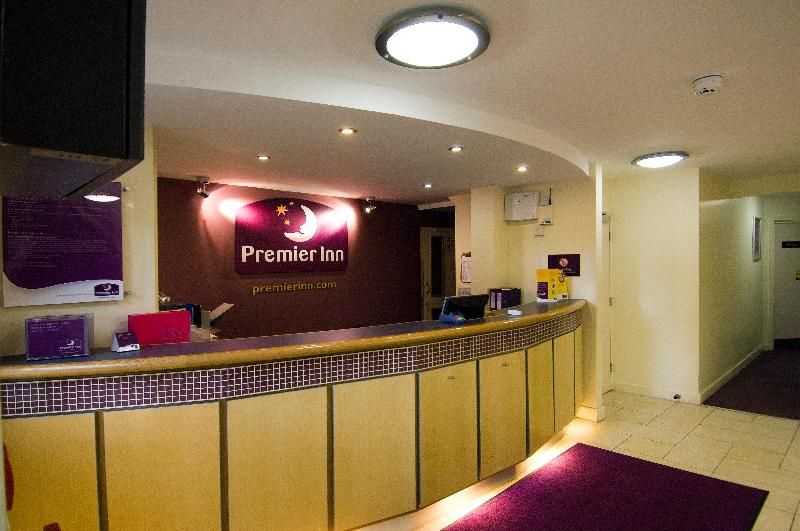 Premier Inn Manchester Altrincham 3