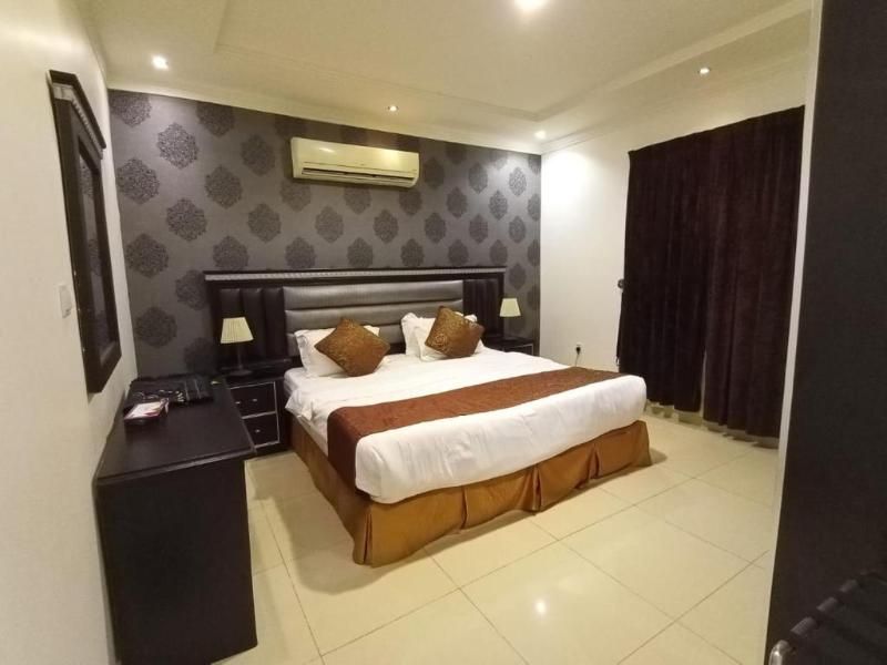 Celine Al Motamaiza Furnished Apartment 3 estrellas en Yeda