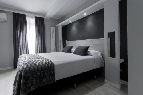 Hostal Overnight Madrid 3