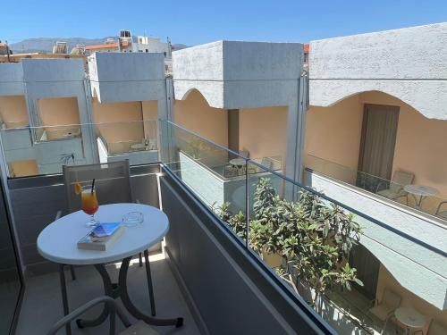 Hotel Kathrin Beach 3