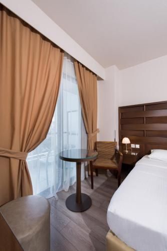 Agrinio Imperial Hotel 2