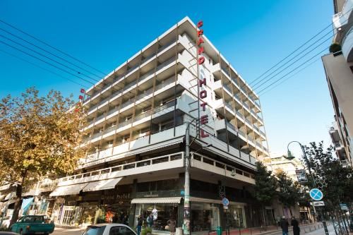 Grand Hotel 3 estrelas em Larisa