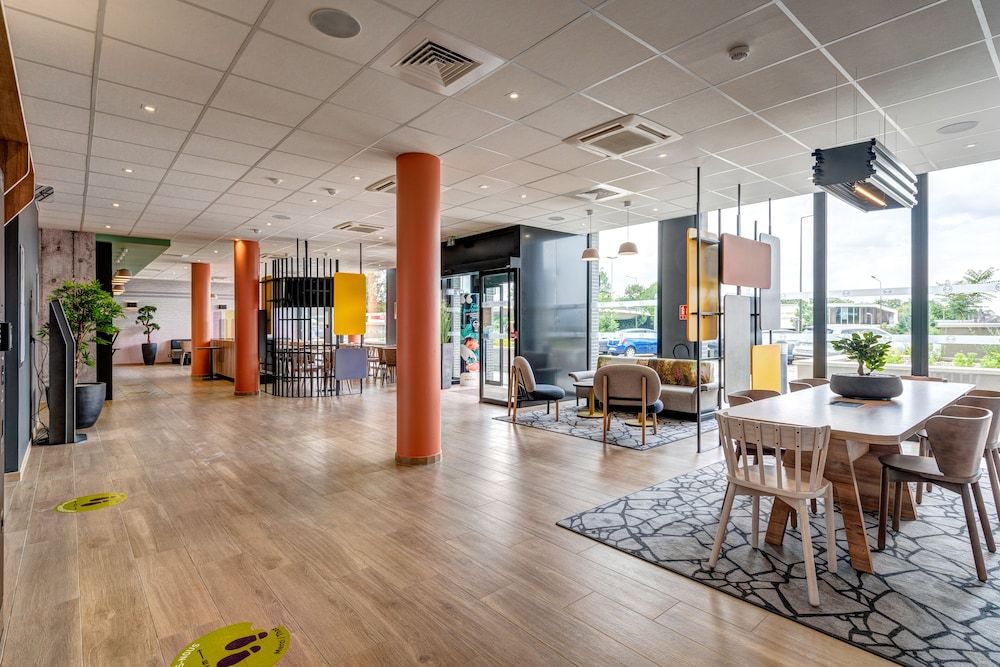 B&B HOTEL Le Port- Marly St-Germain en Laye 2