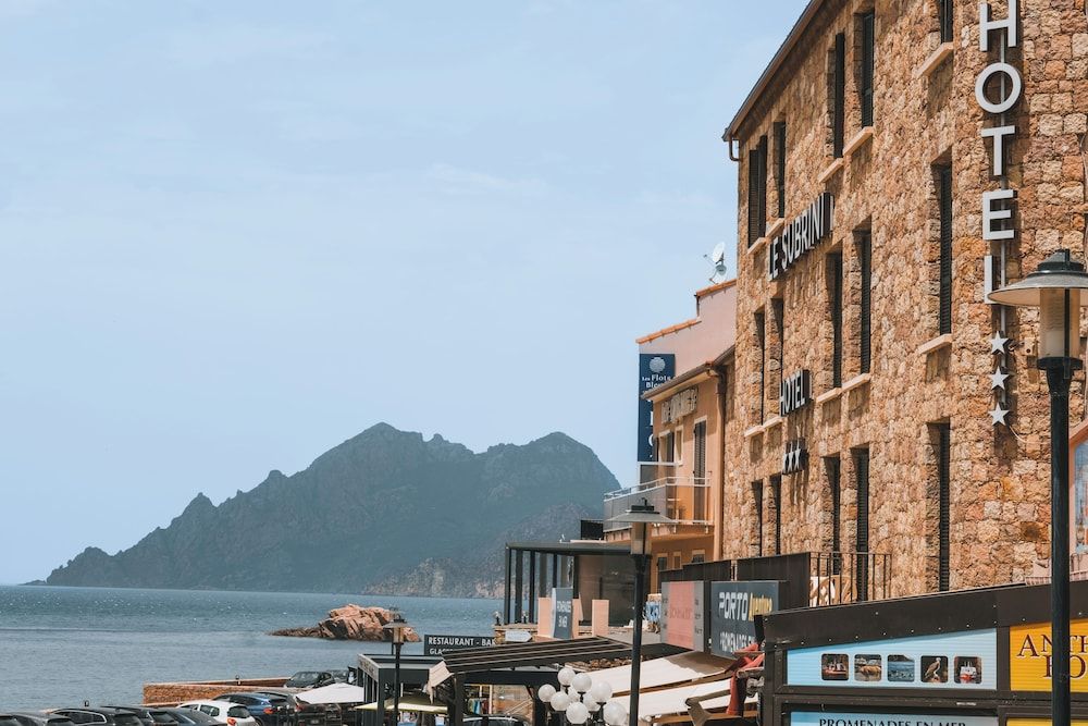 Hôtel le Subrini 3 estrelas em Porto Ota