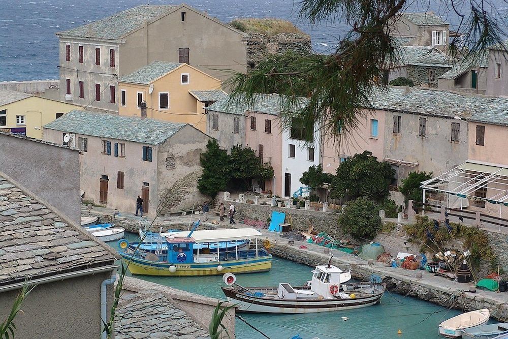 Le Vieux Moulin 3 estrelas em Centuri