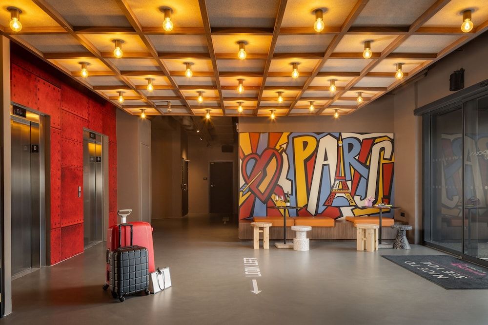 Moxy Paris Clamart 3