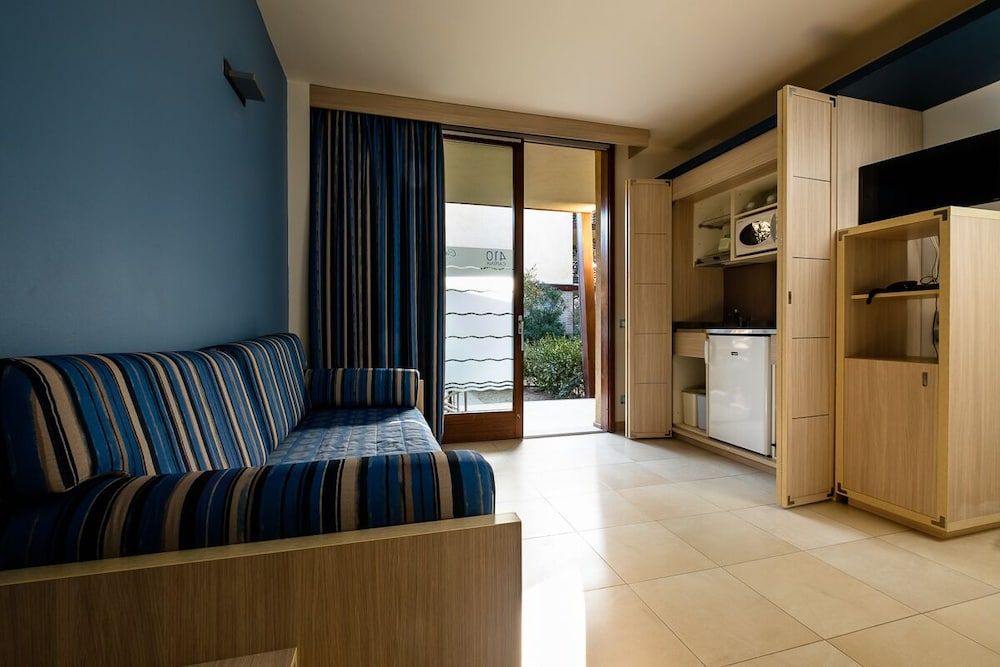 Canado Club Family Village 3