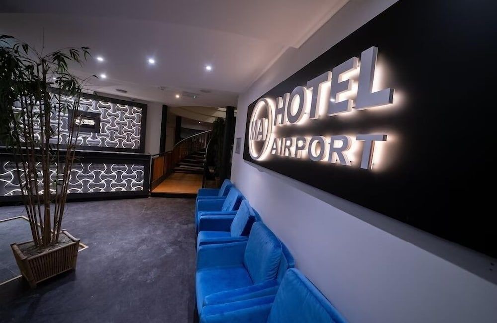 Ma Airport Hotel 3
