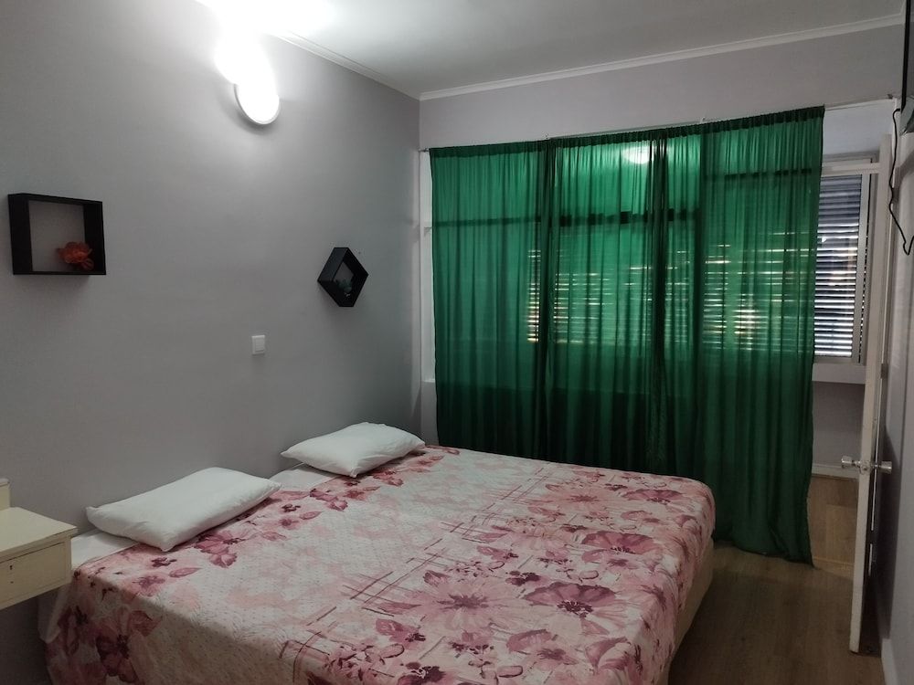 Alojamento Central 1 3
