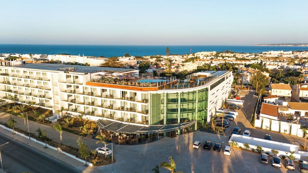 Castelo Suites Hotel 3